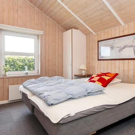 Raade Iii Holiday home