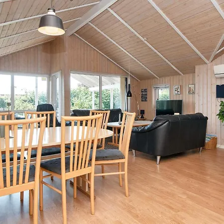 Holiday home Raade Iii Arosund